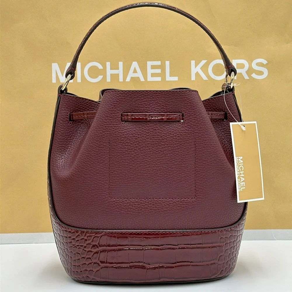 MICHAEL KORS  Reed Medium Pebbled Leather Bucket Bag Satchel Crossbody Oxblood
